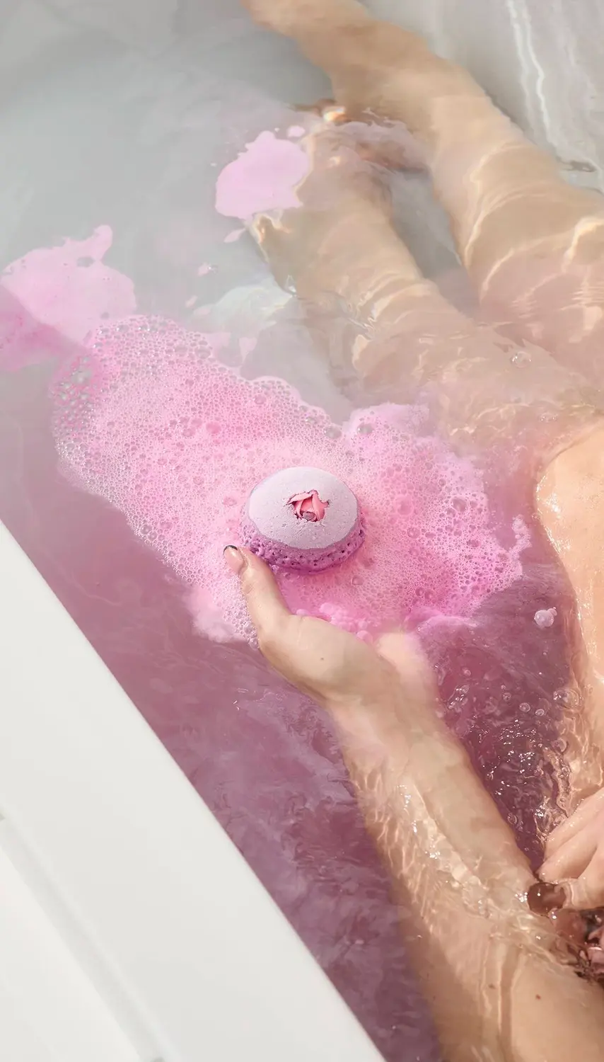 Sex Bomb - Image 2
